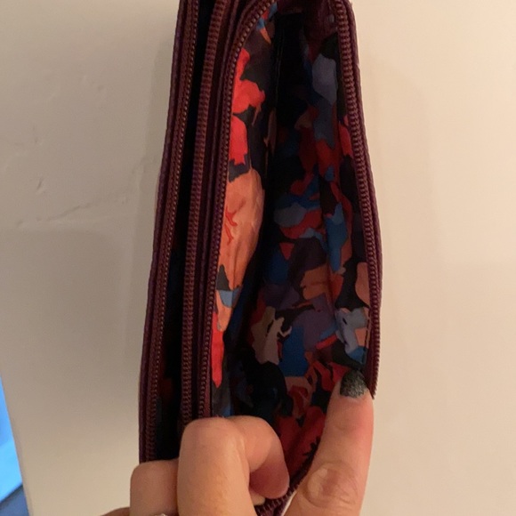 Nine West clutch - Picture 6 of 7